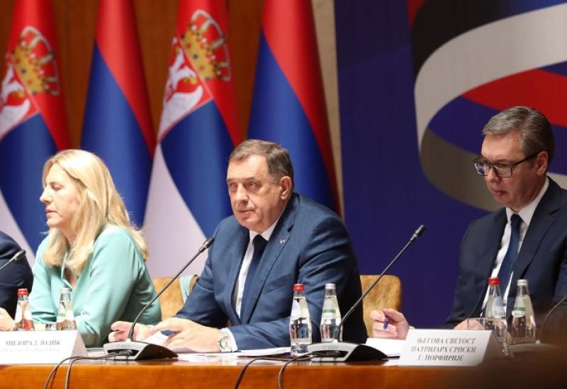 Vučić i Dodik: U usvojenoj deklaraciji nema ni riječi o razdruživanju